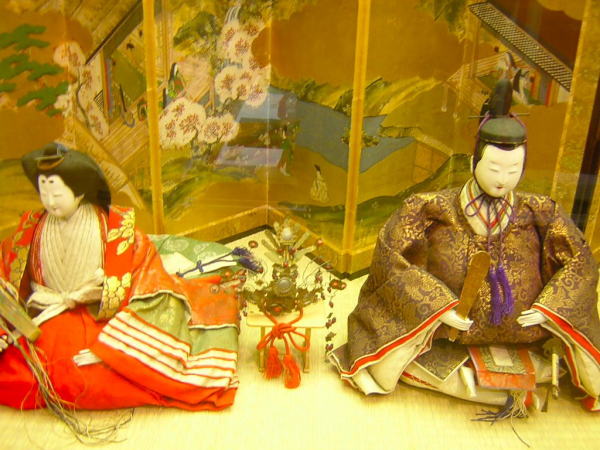 雛人形人形の家